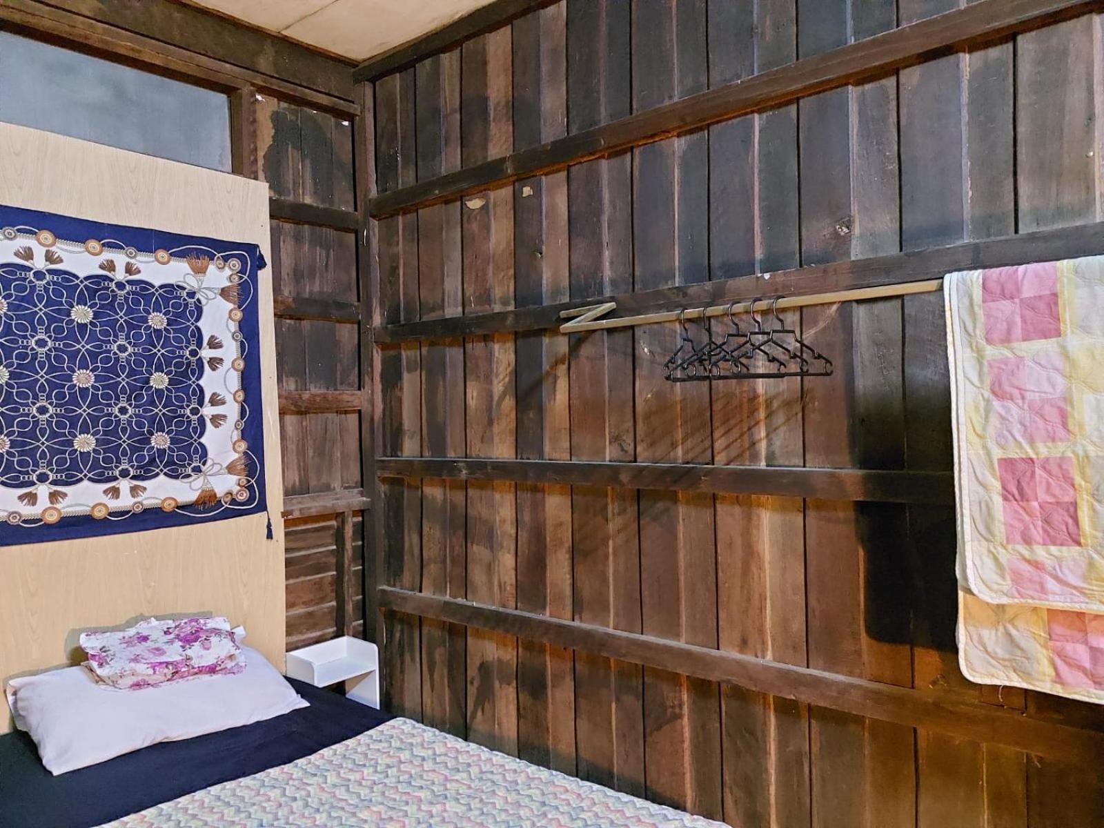 Hostelbed And Retreat Phitsanulok Exterior photo